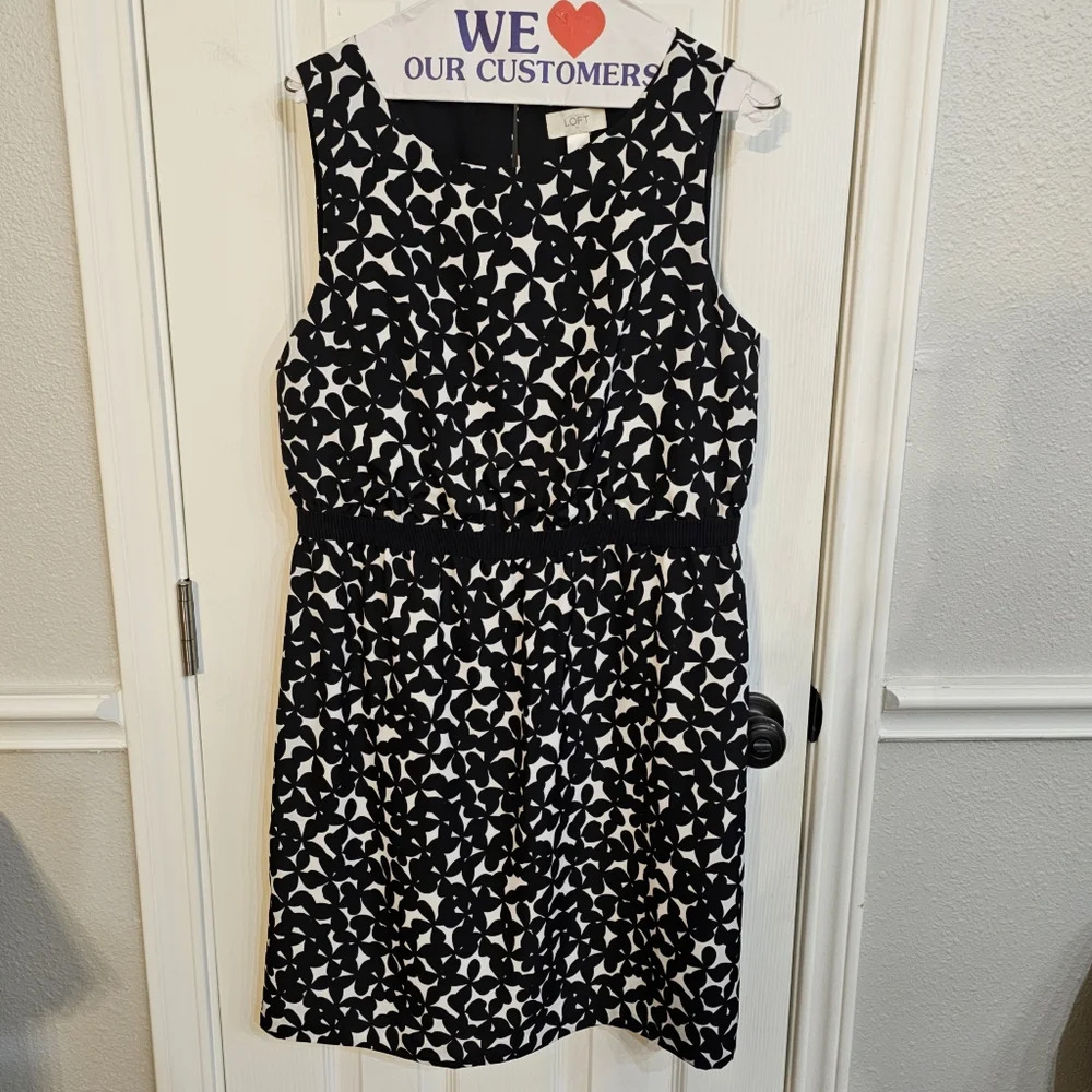 Flower print sleeveless dress